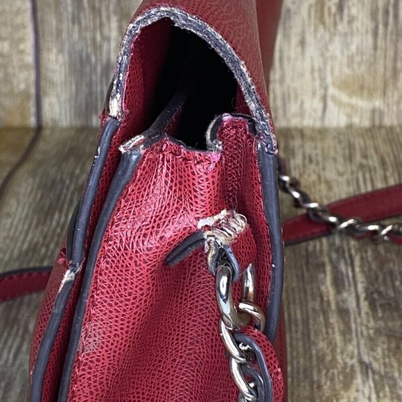 GUESS Burgundy Crossbody with Chain Detail Strap, used w/ minor flaws on edges - Picture 5 of 13